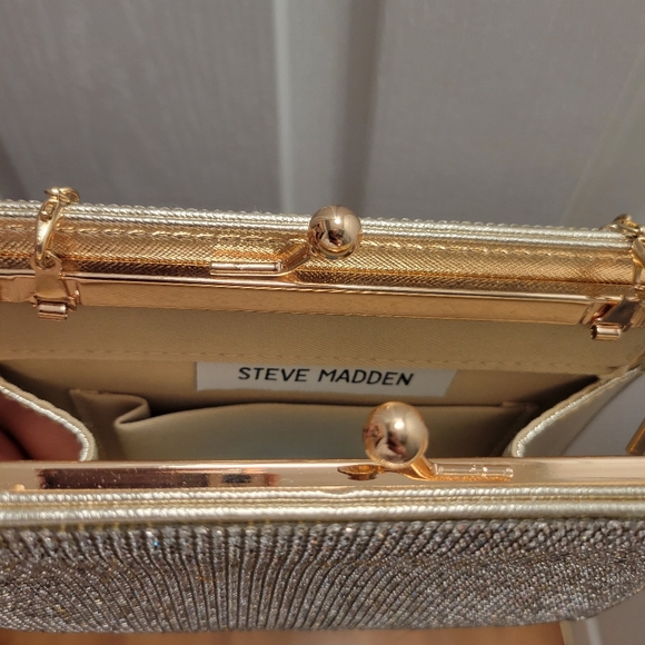 Steve Madden Clutch - Picture 3 of 5